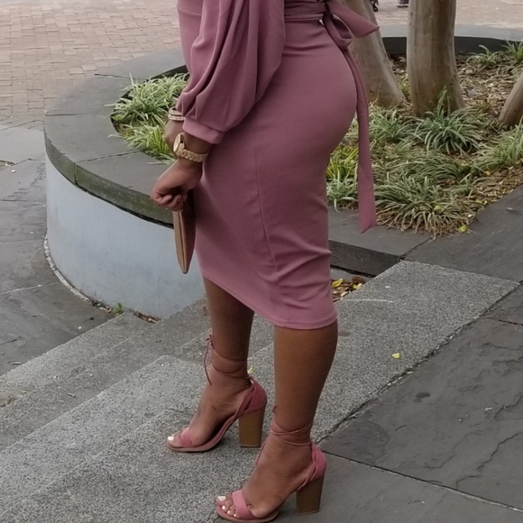 Tie-up Dusty Rose Heels - Picture 9 of 9